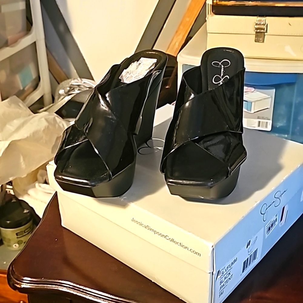 New Jessica Simpson's Designer Mules, Sz 9M, Black Patent Leather Mules, Wedges